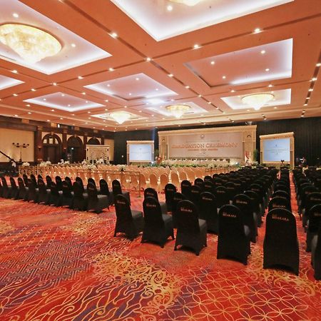 Hotel Bidakara Jakarta Extérieur photo