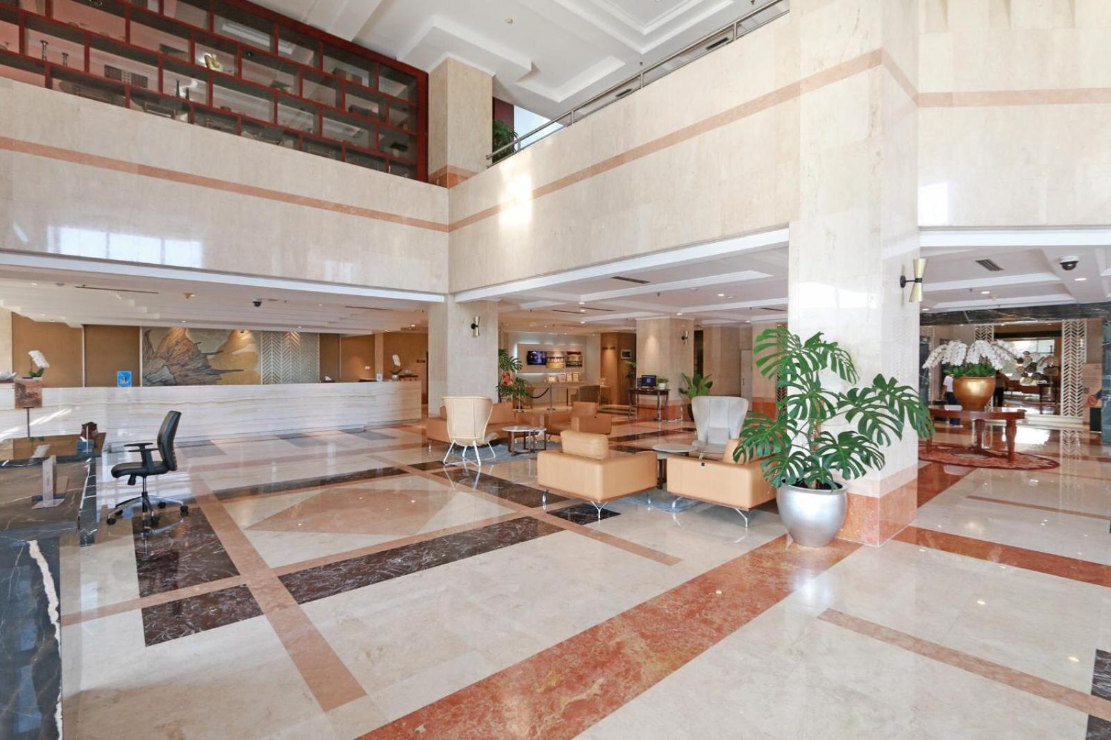 Hotel Bidakara Jakarta Extérieur photo