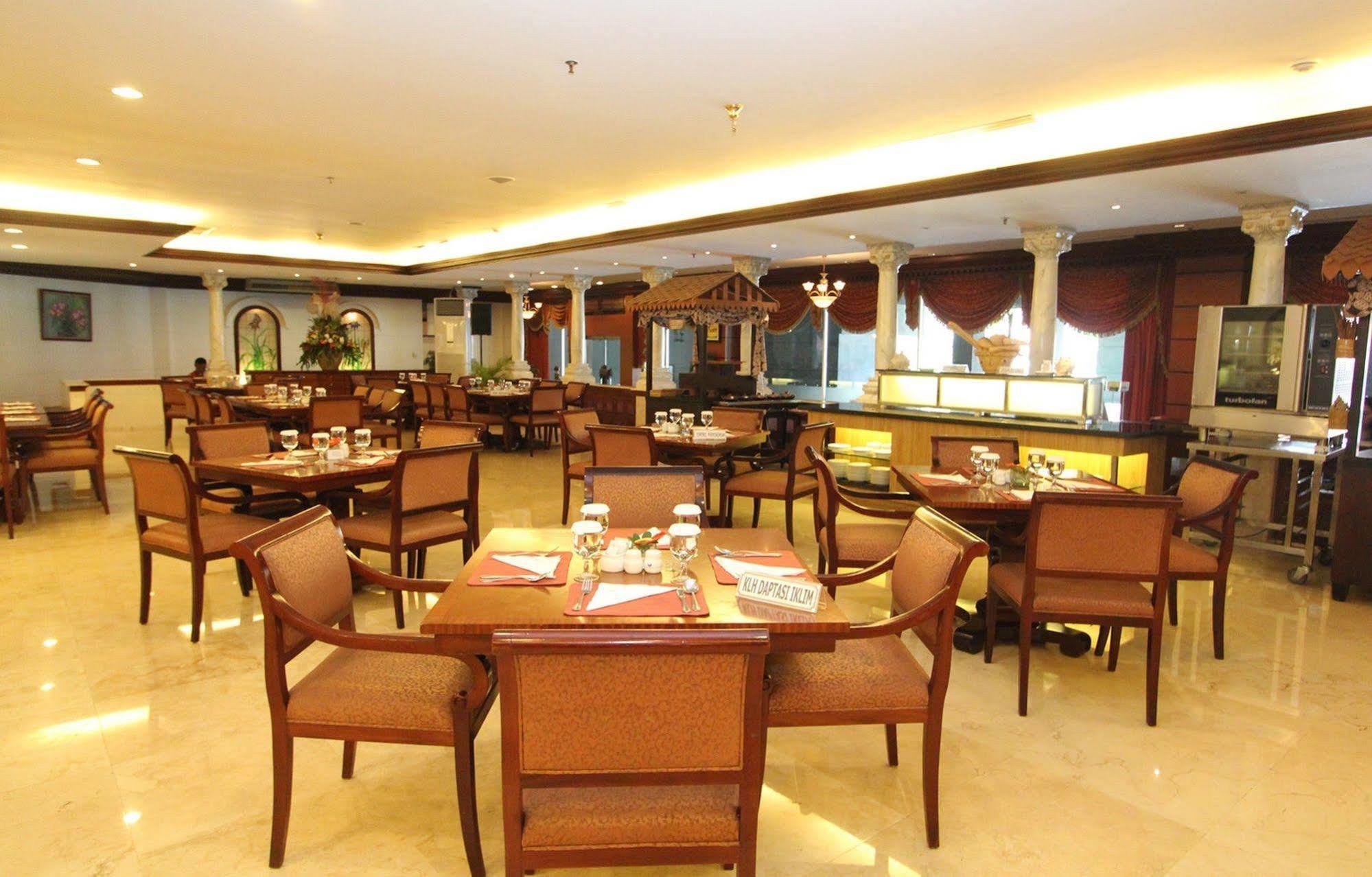 Hotel Bidakara Jakarta Extérieur photo