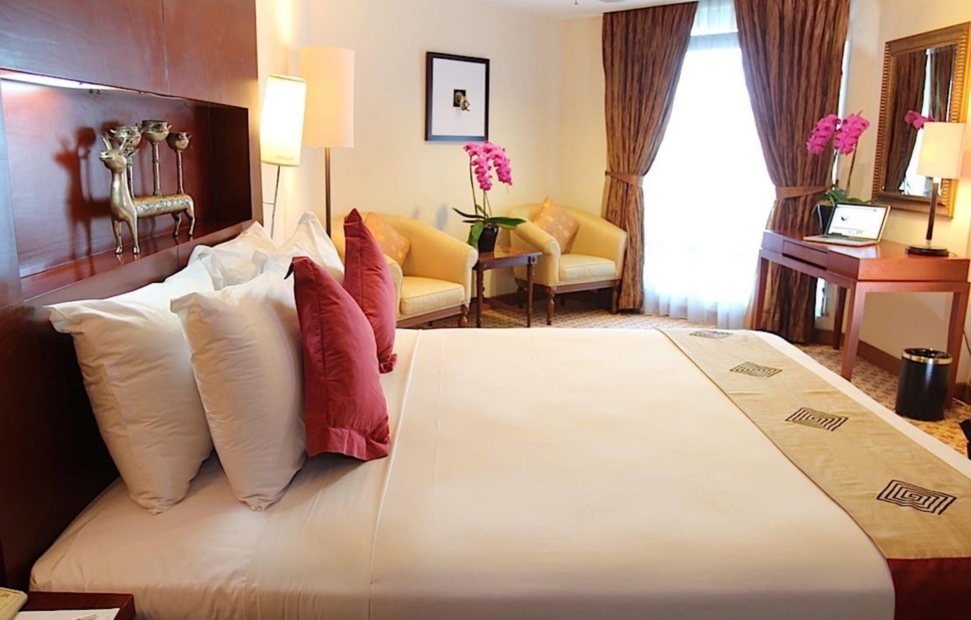 Hotel Bidakara Jakarta Extérieur photo